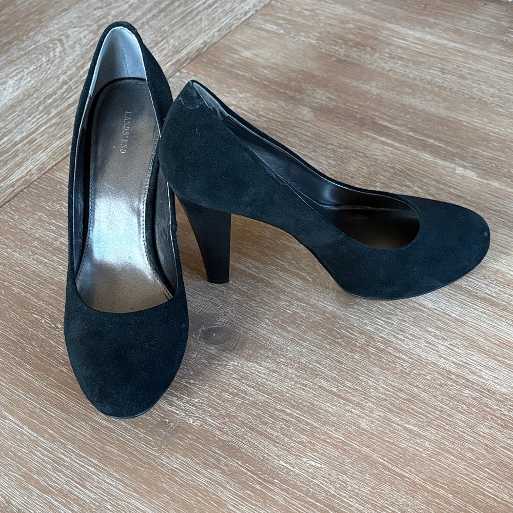 Lands' End Black Suede Heels Vintage size 9.5